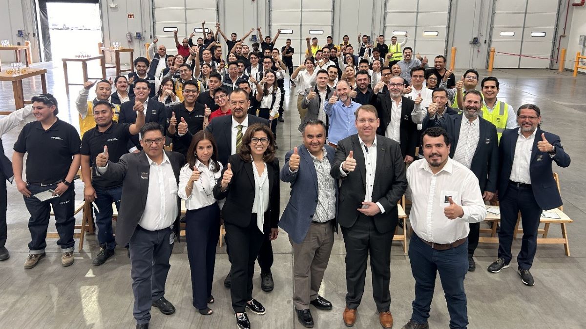 ZF Foxconn Chassis Modules inaugura planta para ensamble de ejes de autos eléctricos en Toluca