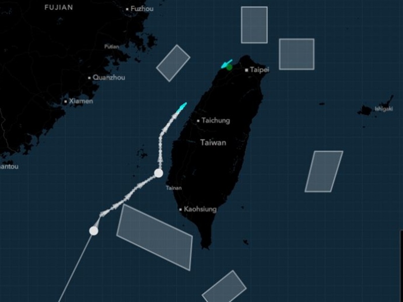 Buques mercantes retrasan su paso por el estrecho de Taiwán para evitar prácticas militares de China
