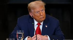 Trump anuncia aranceles del 30 % contra México y la Unión Europea a partir del 1 de agosto