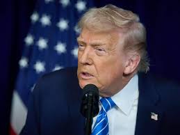 TRUMP RETRASA EL AUMENTO DE ARANCELES