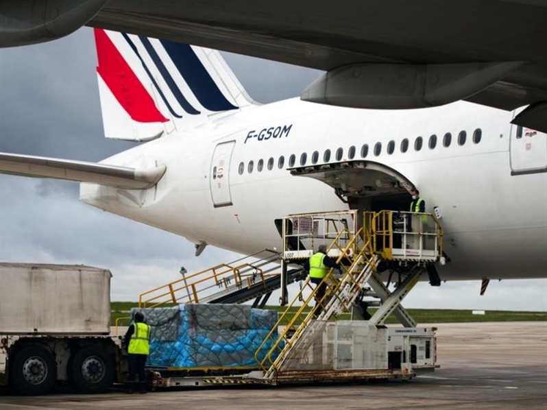 Líneas navieras cada vez más se involucran en el transporte de carga aérea