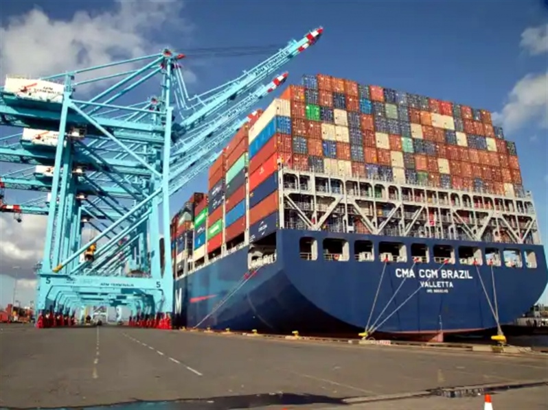 Congestión portuaria se transforma en el último asidero de las altas tarifas del transporte marítimo