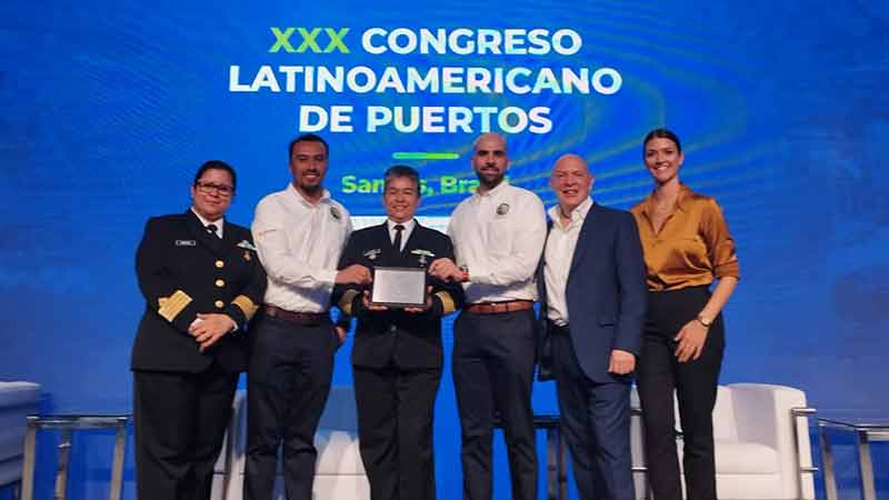 Asipona Manzanillo recibe el Premio Marítimo de las Américas 2022 en AAPA Latino.