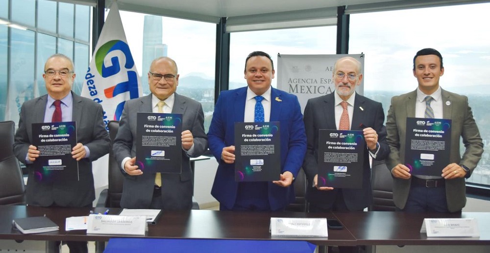 JuventudEsGTO acerca la industria aeroespacial al talento humano